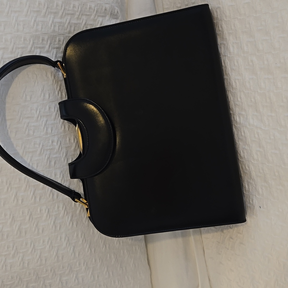 Vintage Gucci Black Handbag With Coin Purse